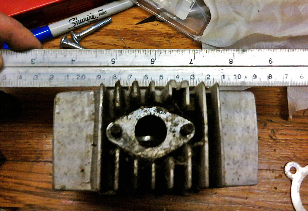 Restricted exhaust port on 1 HP Puch cylinder