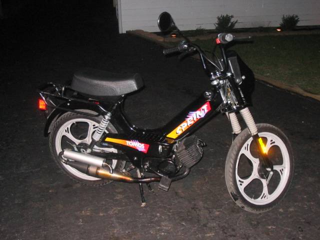 Tomos Sprint moped
