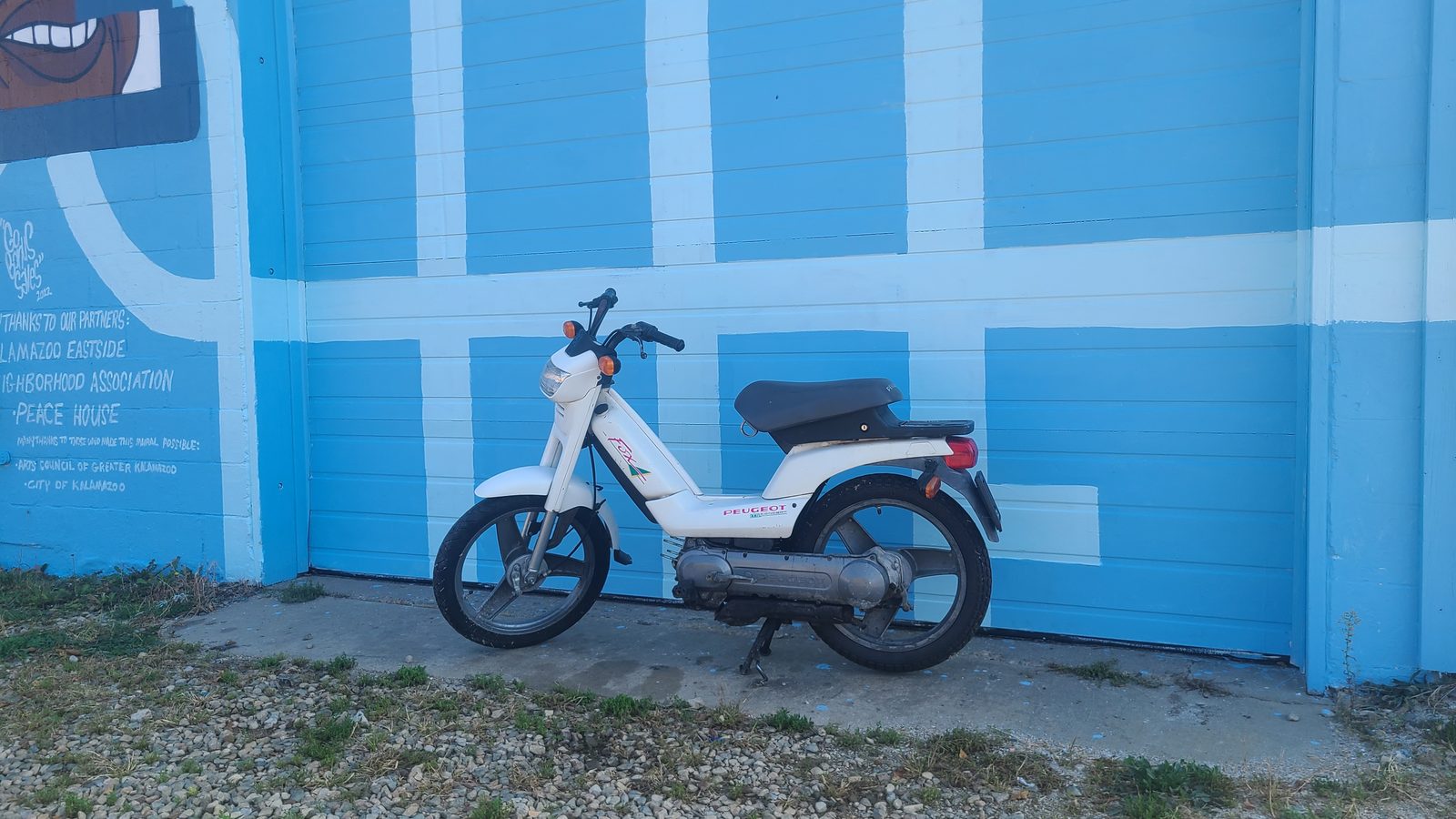 Peugeot Fox moped